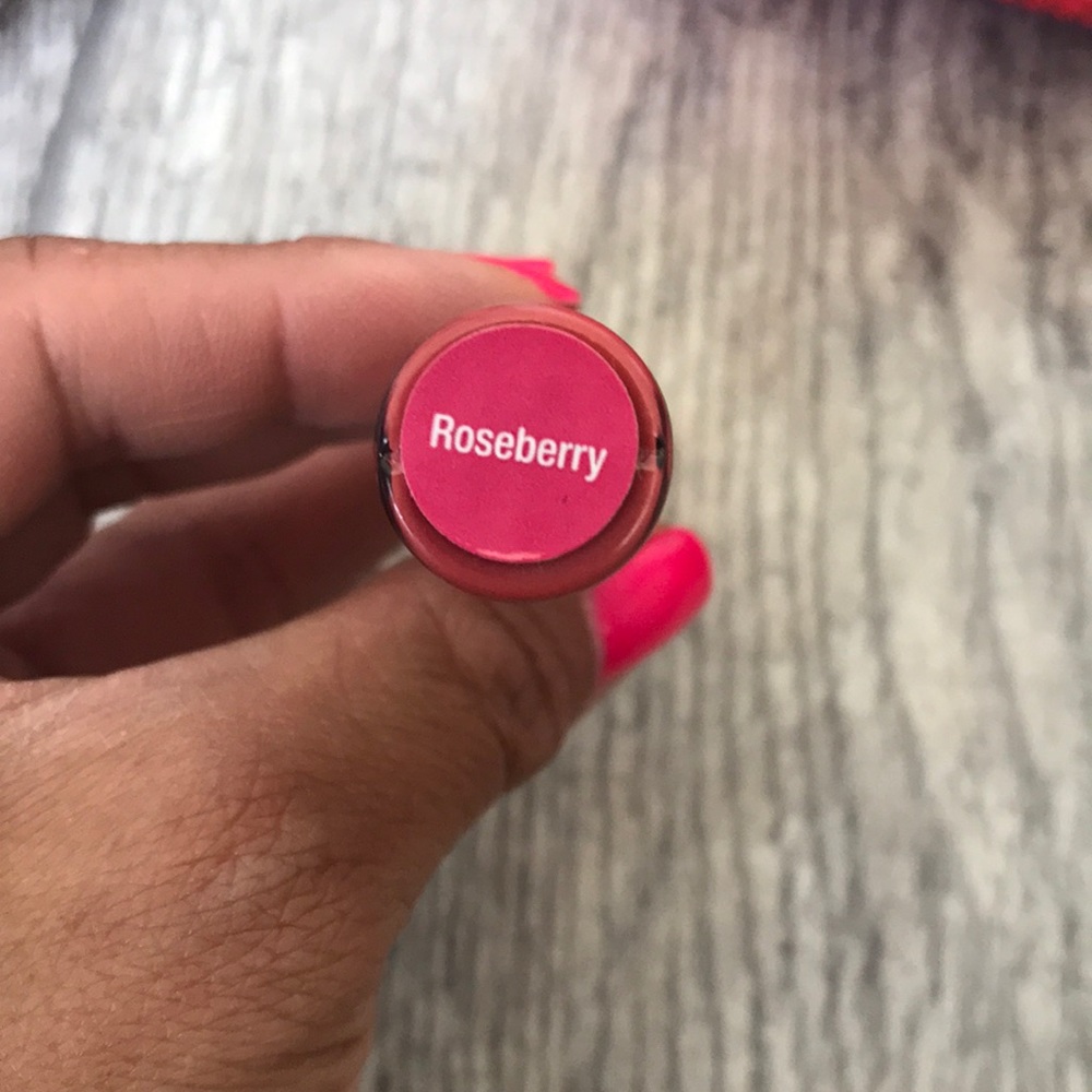 LipSense - Roseberry